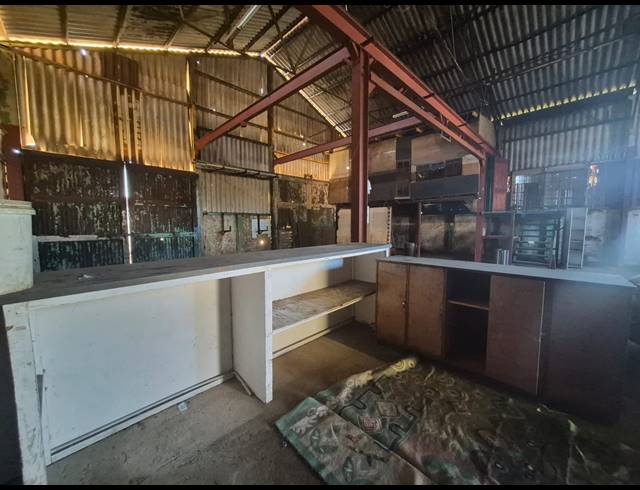 240M² WAREHOUSE TO LET IN LUIPAARDSVLEI